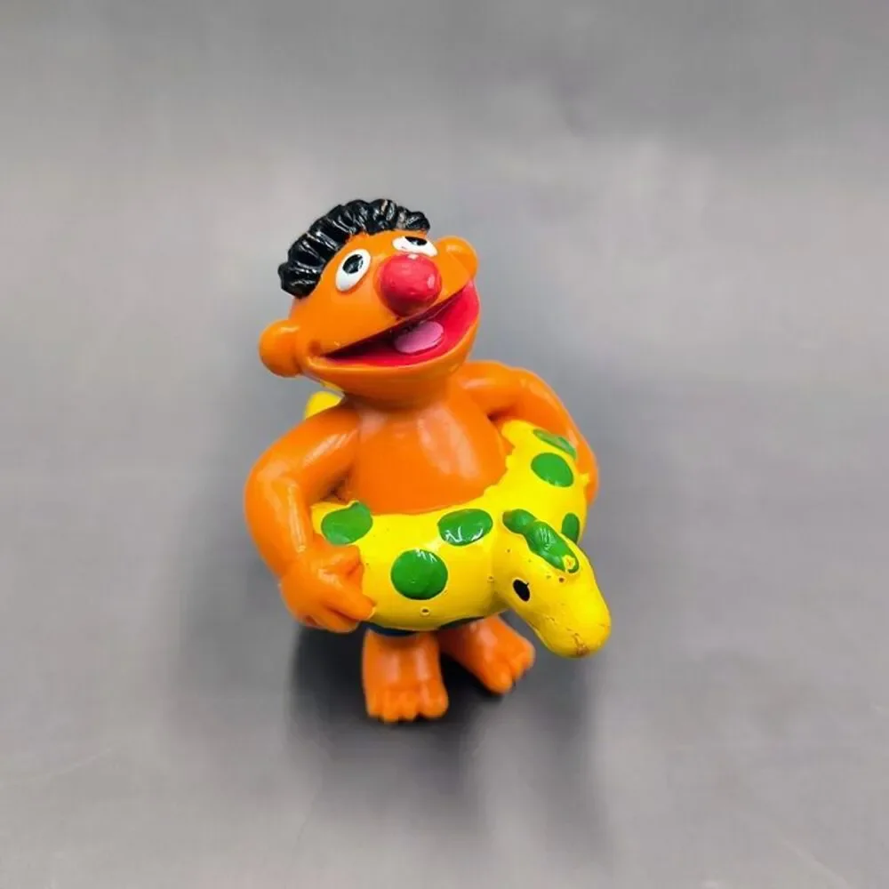 Vintage Sesame Street Beach PVC Figure Lot - Cookie Monster, Bert, Ernie, Elmo